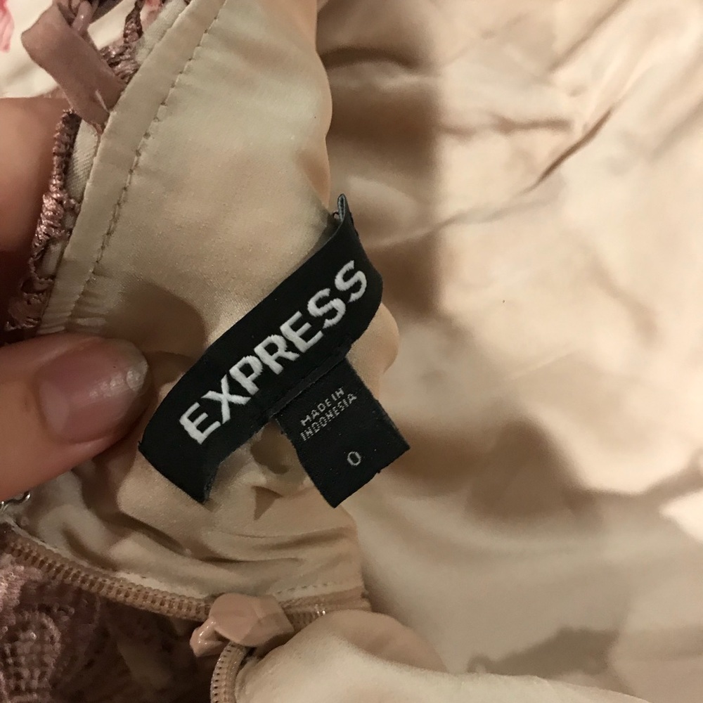 Express bodycon pink lace dress size 0 - Picture 3 of 4